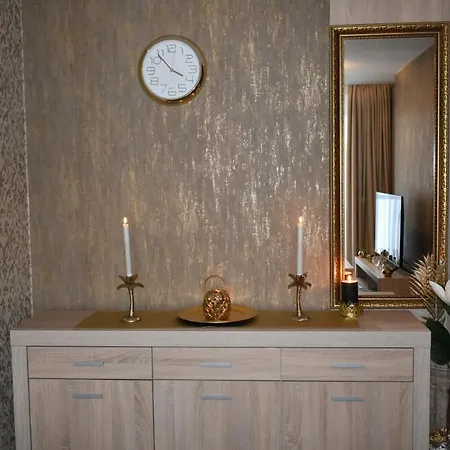 Royal Adela Luxury Apartment, 992 Podhajska