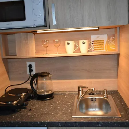 Royal Adela Luxury Apartment, 992 公寓