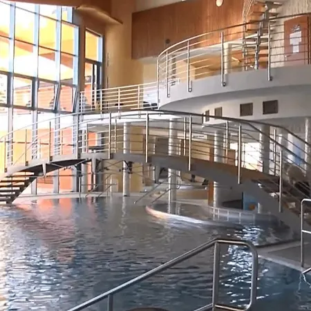 Royal Adela Luxury Apartment, 992 Διαμέρισμα *