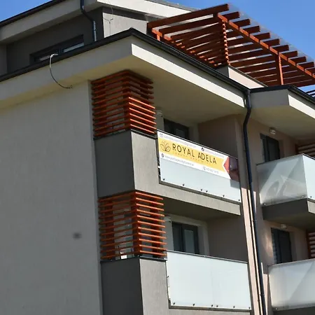 Royal Adela Luxury Apartment, 992