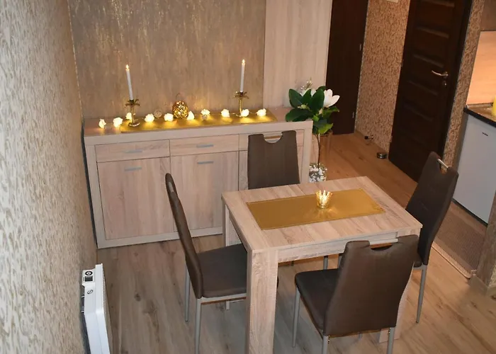 Royal Adela Luxury Apartment, 992 Apartamento Podhájska